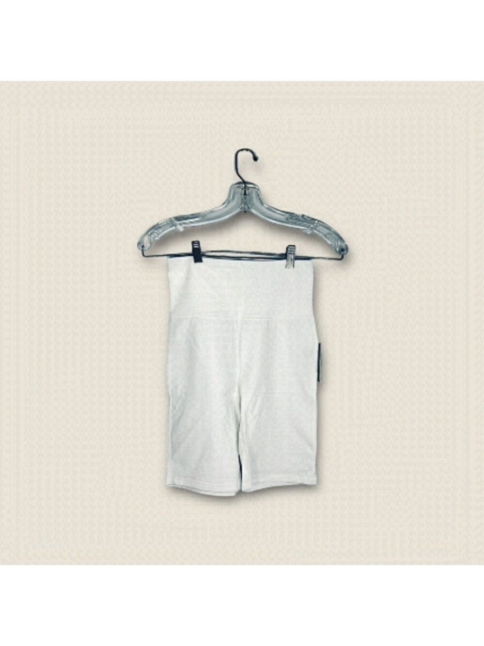 BP high waist bike shorts in ivory soft splash size S stretchy